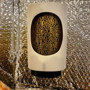 DIPTYQUE ELECTRIC HOME DIFFUSER